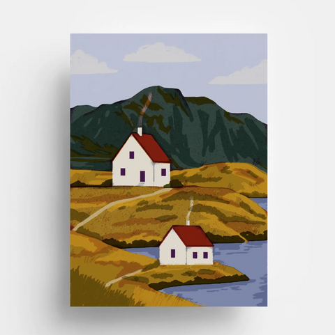 Postkort Coastal House fra Jungwiealt med motiv av hvite hus ved kysten, fjell og natur