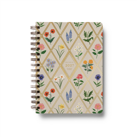 Garden Study spiralinnbundet kalender 2027 fra Rifle Paper Co. med blomsterdesign