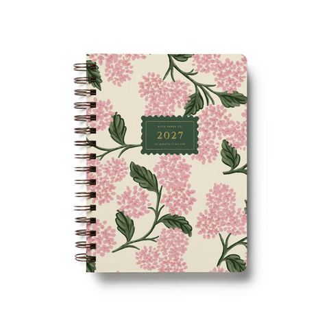 Pink Hydrangea spiralinnbundet kalender 2027 fra Rifle Paper Co., designet av Anna Bond