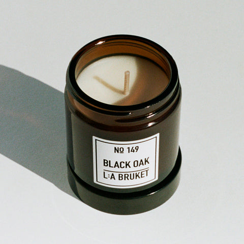 L:A Bruket Duftlys Black Oak No 149 50g - Norway Designs 