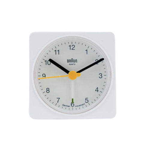 Braun Klassisk BC02X analog vekkerklokke hvit - Norway Designs